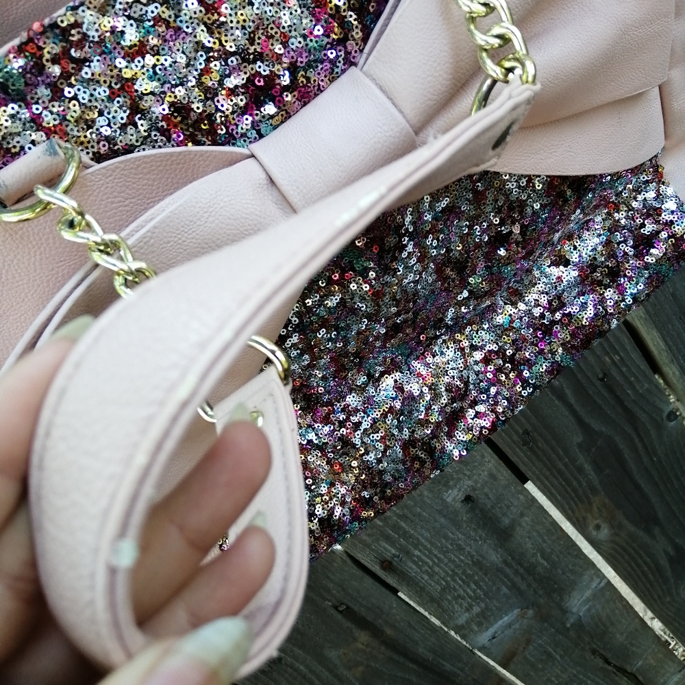 Sold on M betsey johnson glitter bow tote bag - Picture 9 of 9